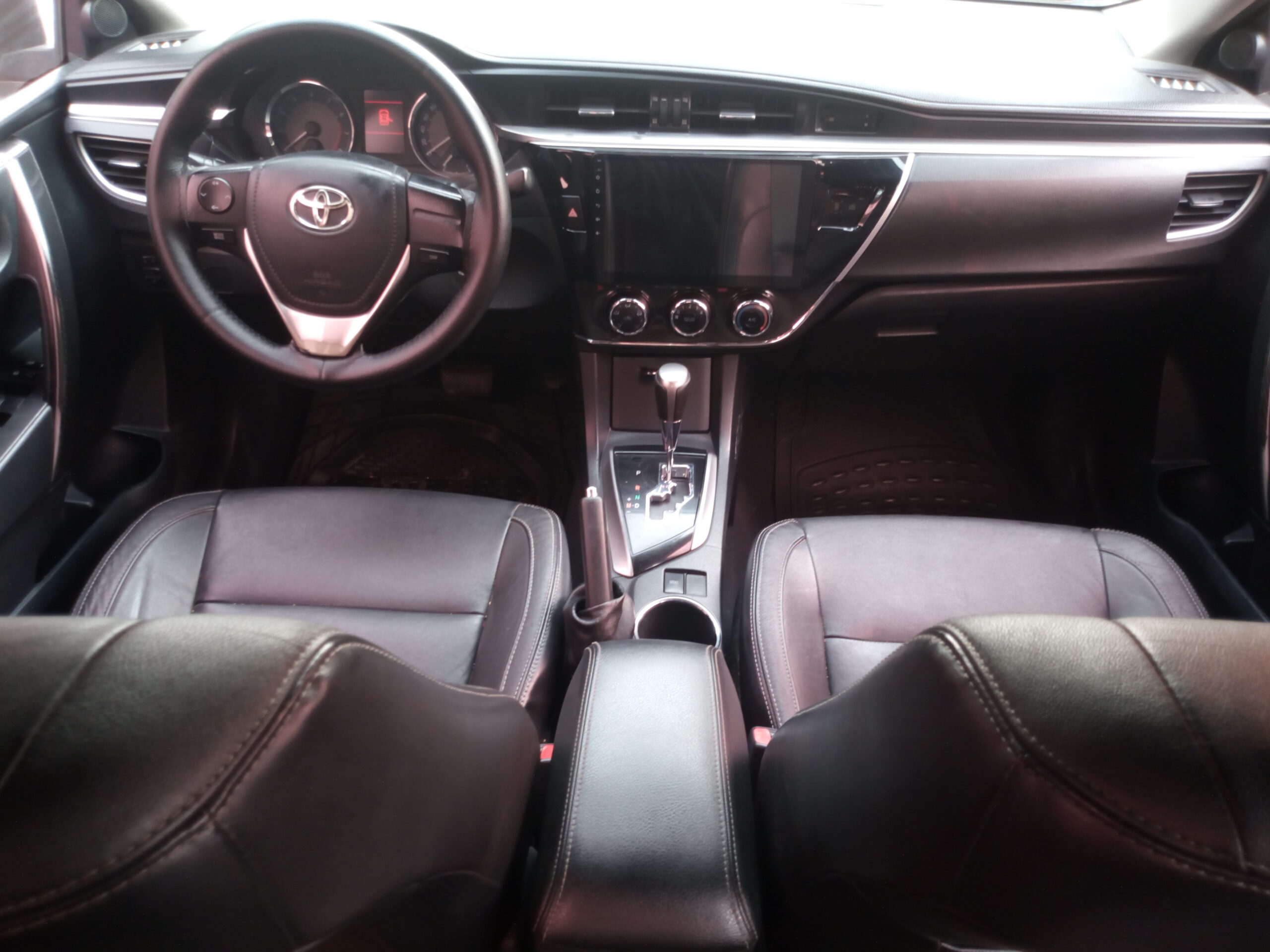 
								Toyota Camry full									