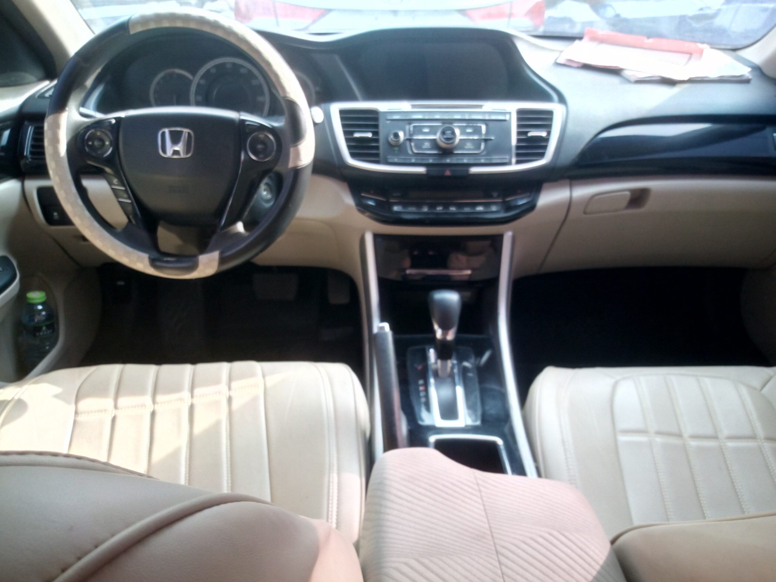 
								Honda Accord EX-L full									