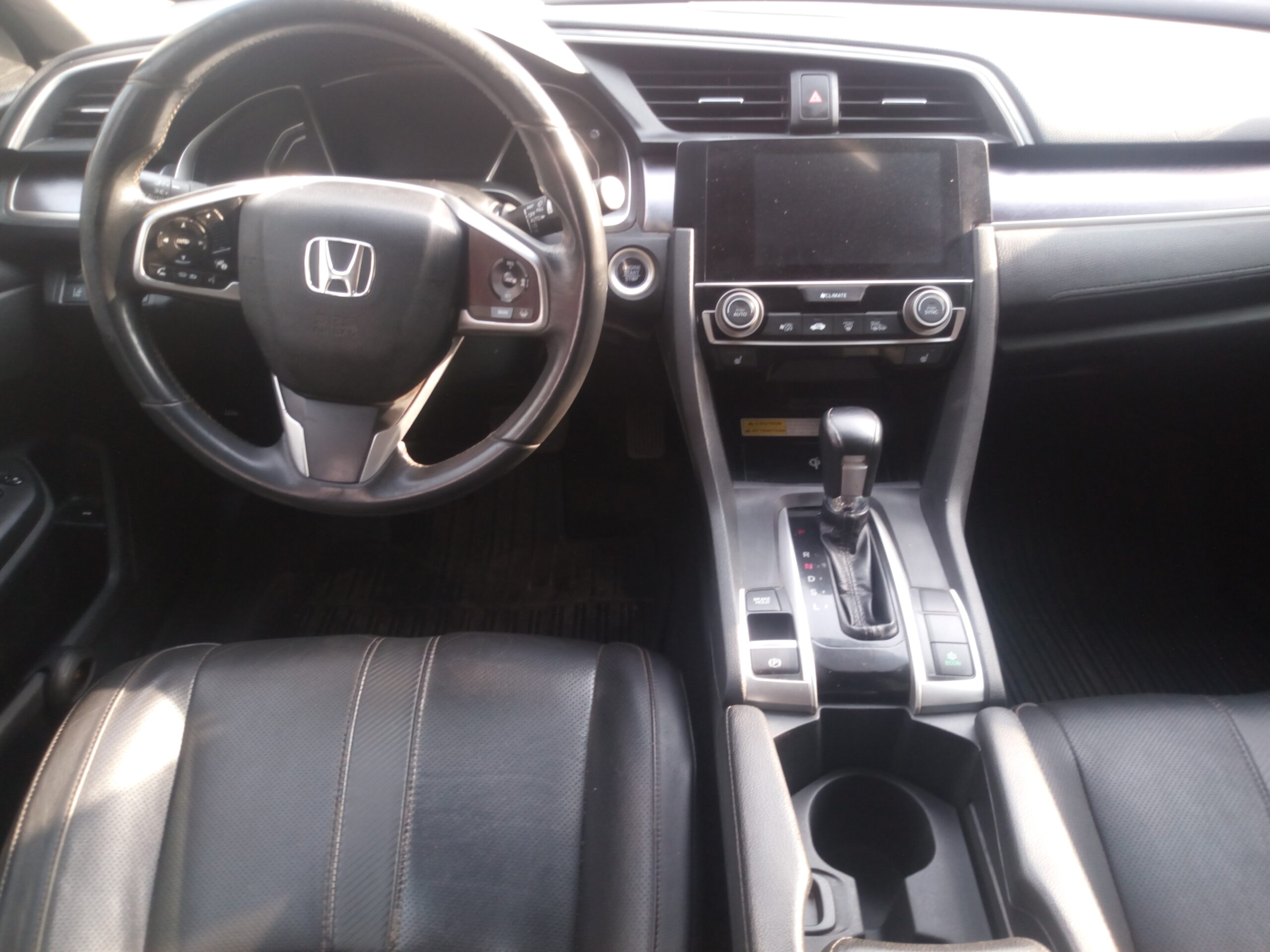 
								Honda Civic (10th Generation) full									