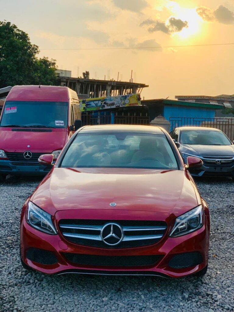 Mercedes-Benz C-Class (W205) – 2017