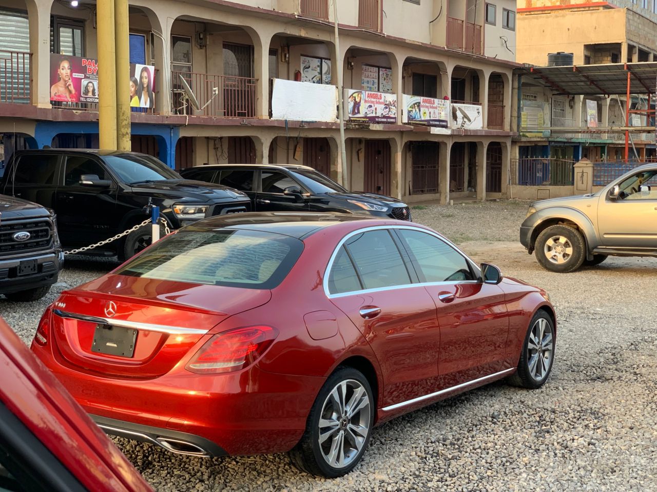 
								Mercedes-Benz C-Class (W205) – 2017 full									