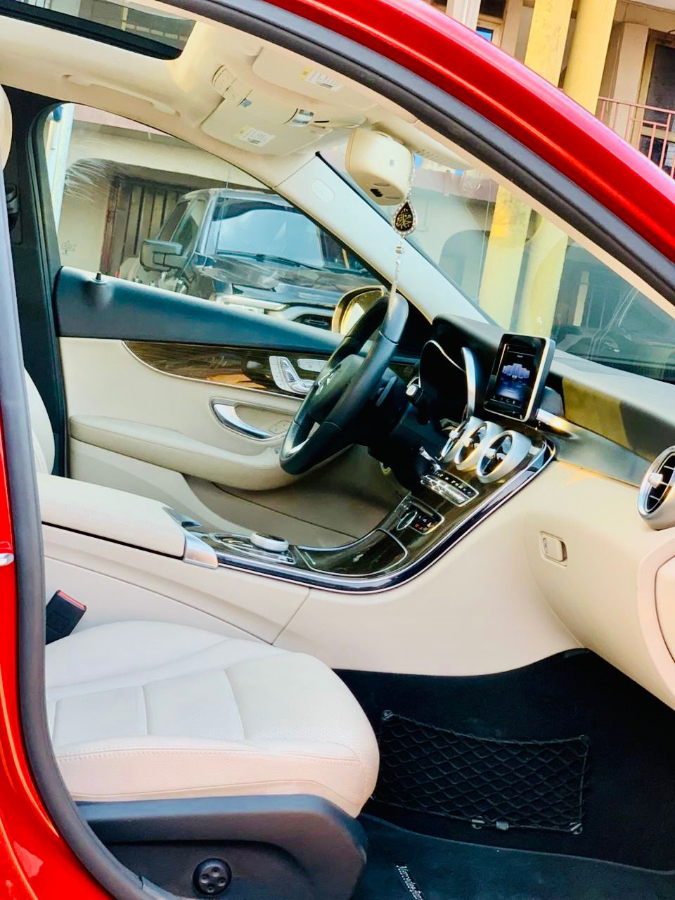 
								Mercedes-Benz C-Class (W205) – 2017 full									